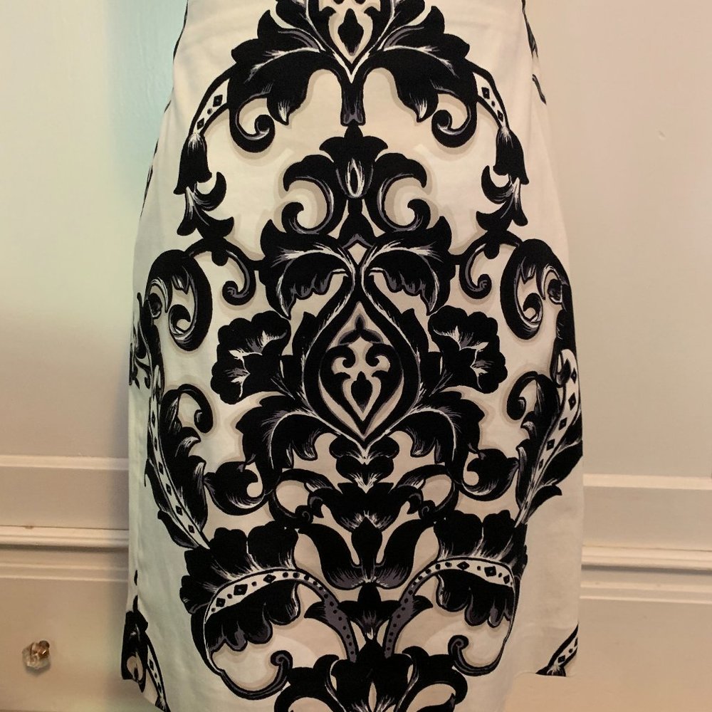 White House Black Market skirt